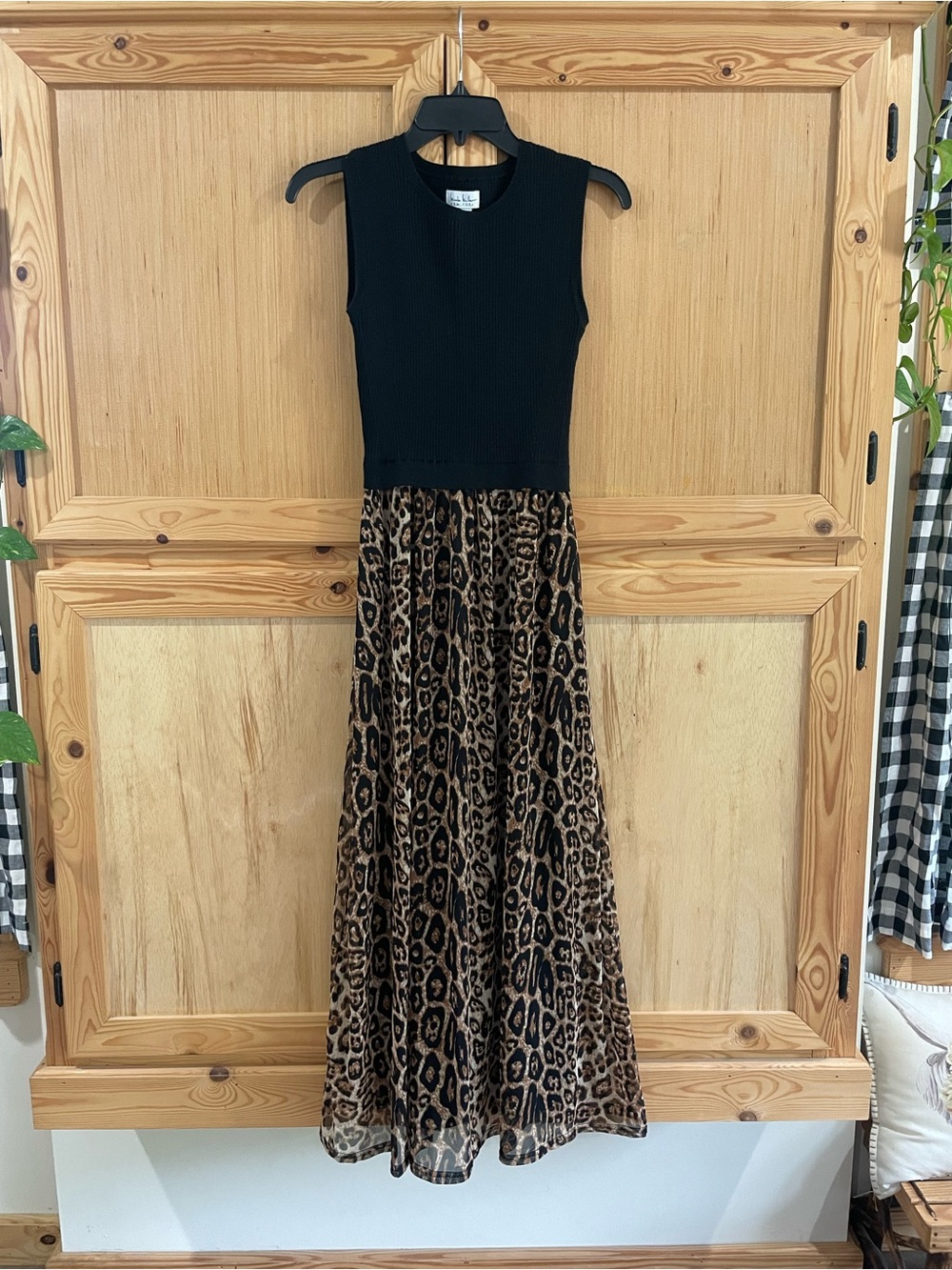 Nicole miller sleeveless sweater top maxi dress leopard cheetah modest